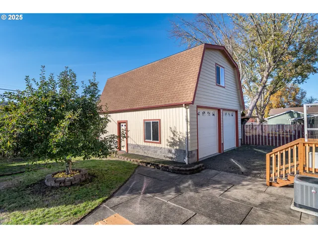 $350,000 | 4072 Hanna Street, Roseburg, OR 97471