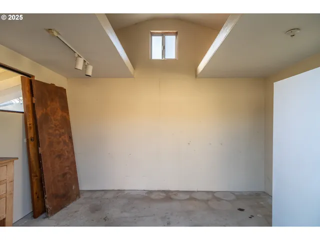 $350,000 | 4072 Hanna Street, Roseburg, OR 97471