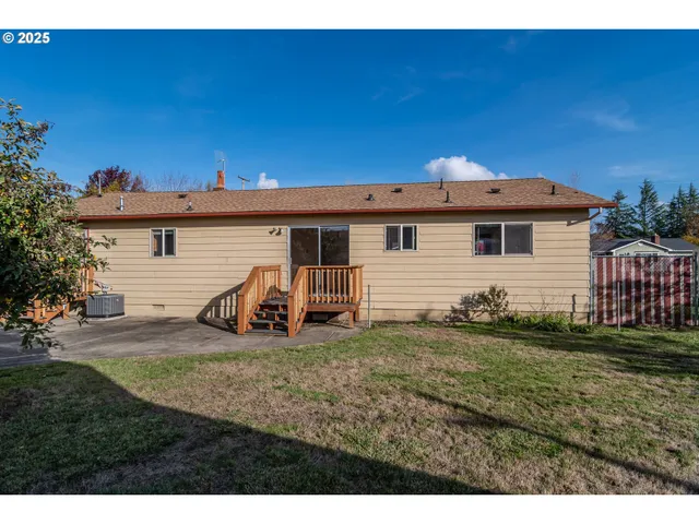 $350,000 | 4072 Hanna Street, Roseburg, OR 97471
