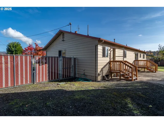 $350,000 | 4072 Hanna Street, Roseburg, OR 97471