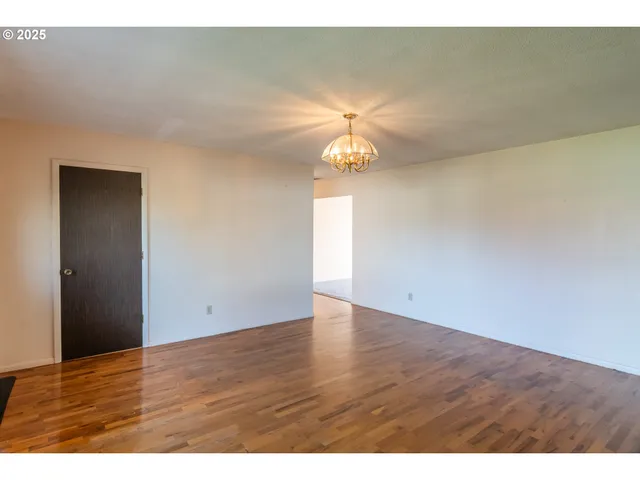 $350,000 | 4072 Hanna Street, Roseburg, OR 97471