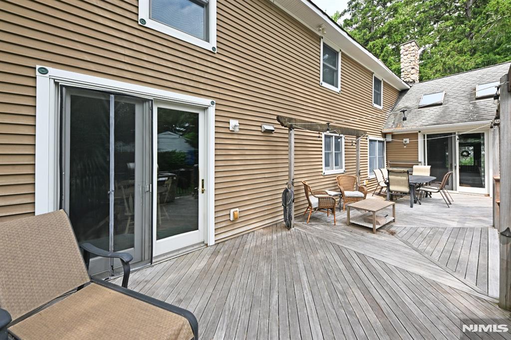 8 Myrtle Street Montvale, NJ 07645 - Photo 29 of 38