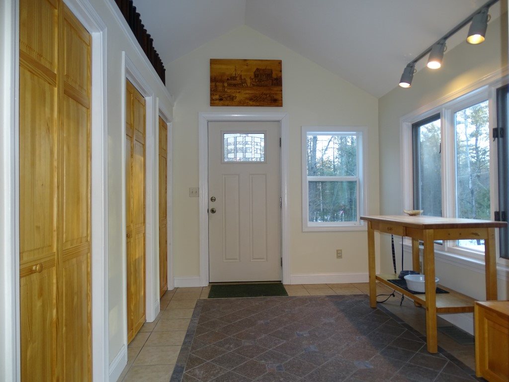127 Canaan Road Strafford, NH 03884 - Photo 4 of 25