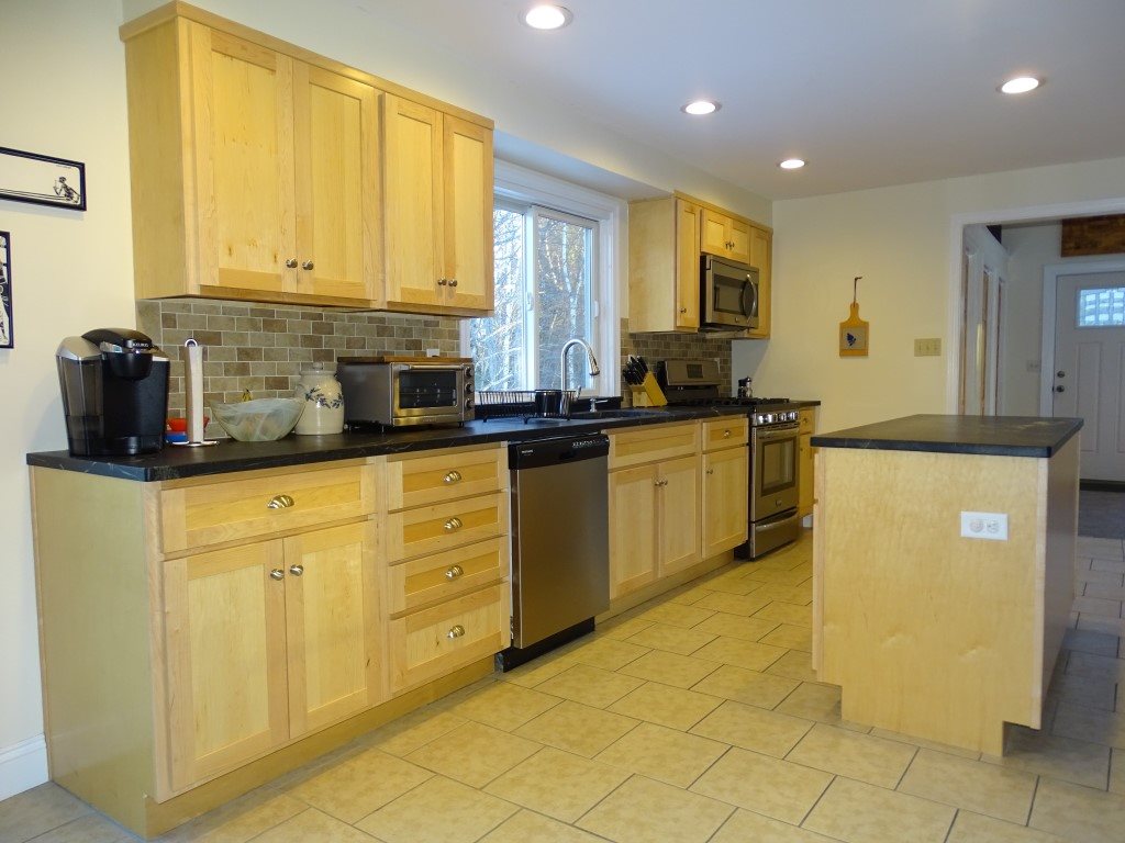 127 Canaan Road Strafford, NH 03884 - Photo 9 of 25
