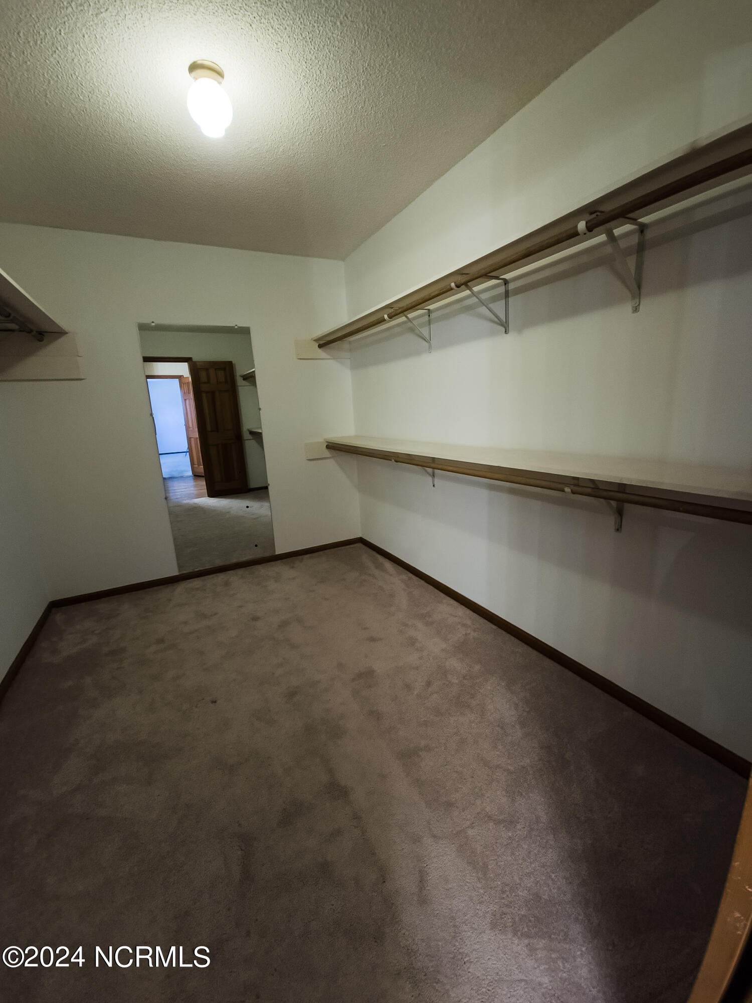 123 Lakewood Road Elizabethtown, NC 28337 - Photo 17 of 29 InsideWideView-6