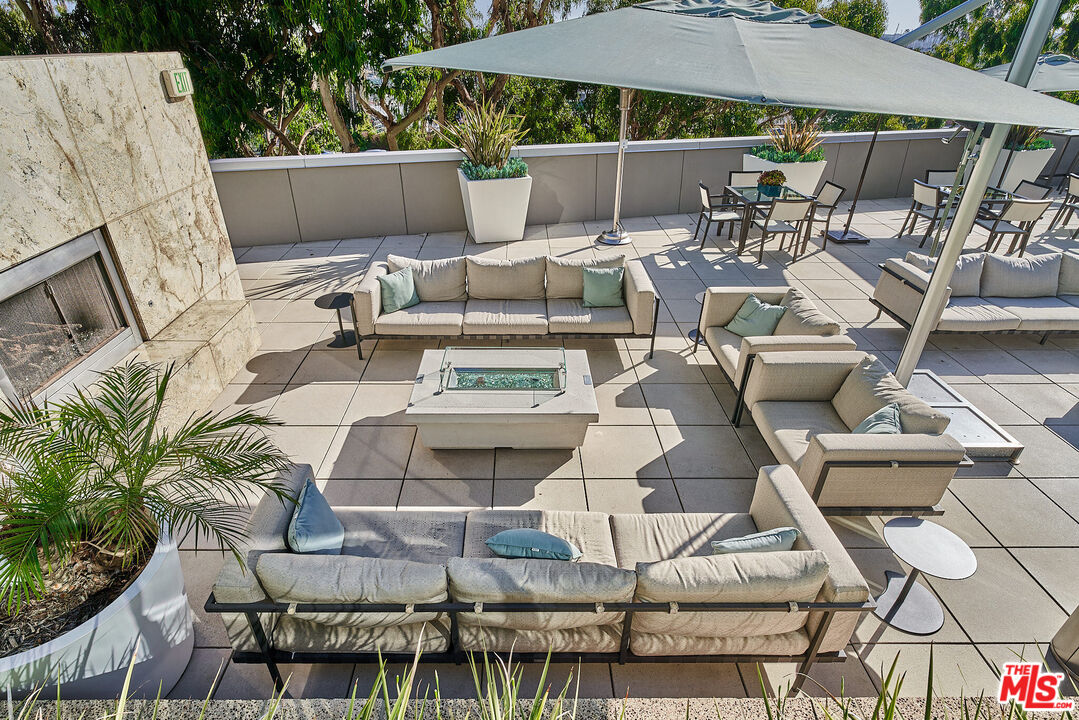 13650 Marina Pointe Drive, Unit 309 Marina del Rey, CA 90292 - Photo 49 of 56 a view of an outdoor space with seating