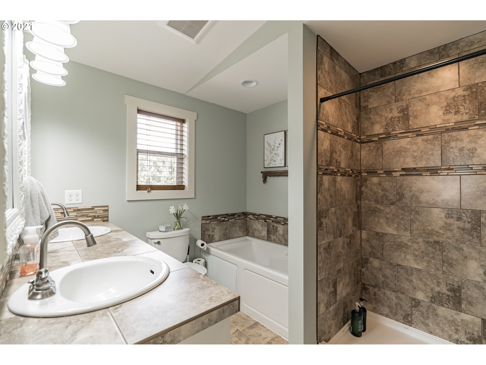 20250 South Ferguson Road Oregon City, OR 97045 - Photo 15 of 32