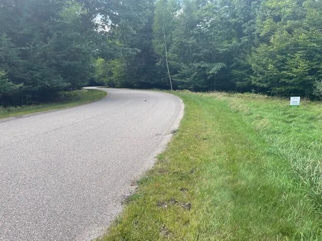 $33,000 | Opal Ridge, Onekama, MI 49675