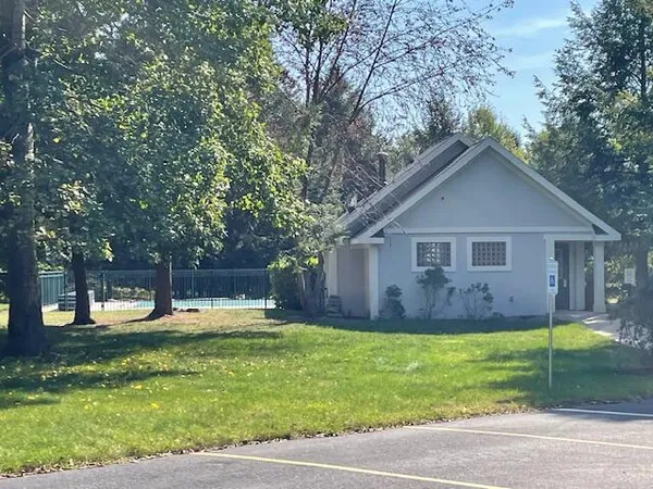 $33,000 | Opal Ridge, Onekama, MI 49675
