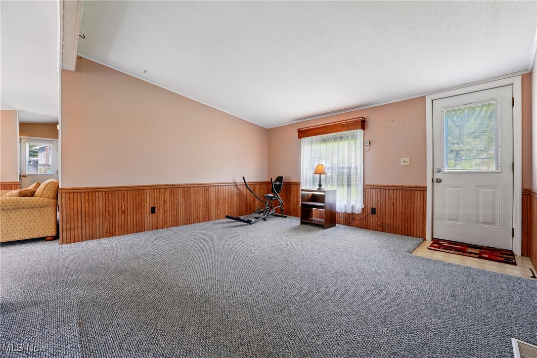 10544 Holcomb Road Newton Falls, OH 44444 - Photo 15 of 32