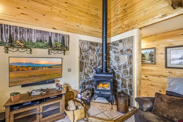 $725,000 | 200 Lake Road, Cimarron, CO 81220