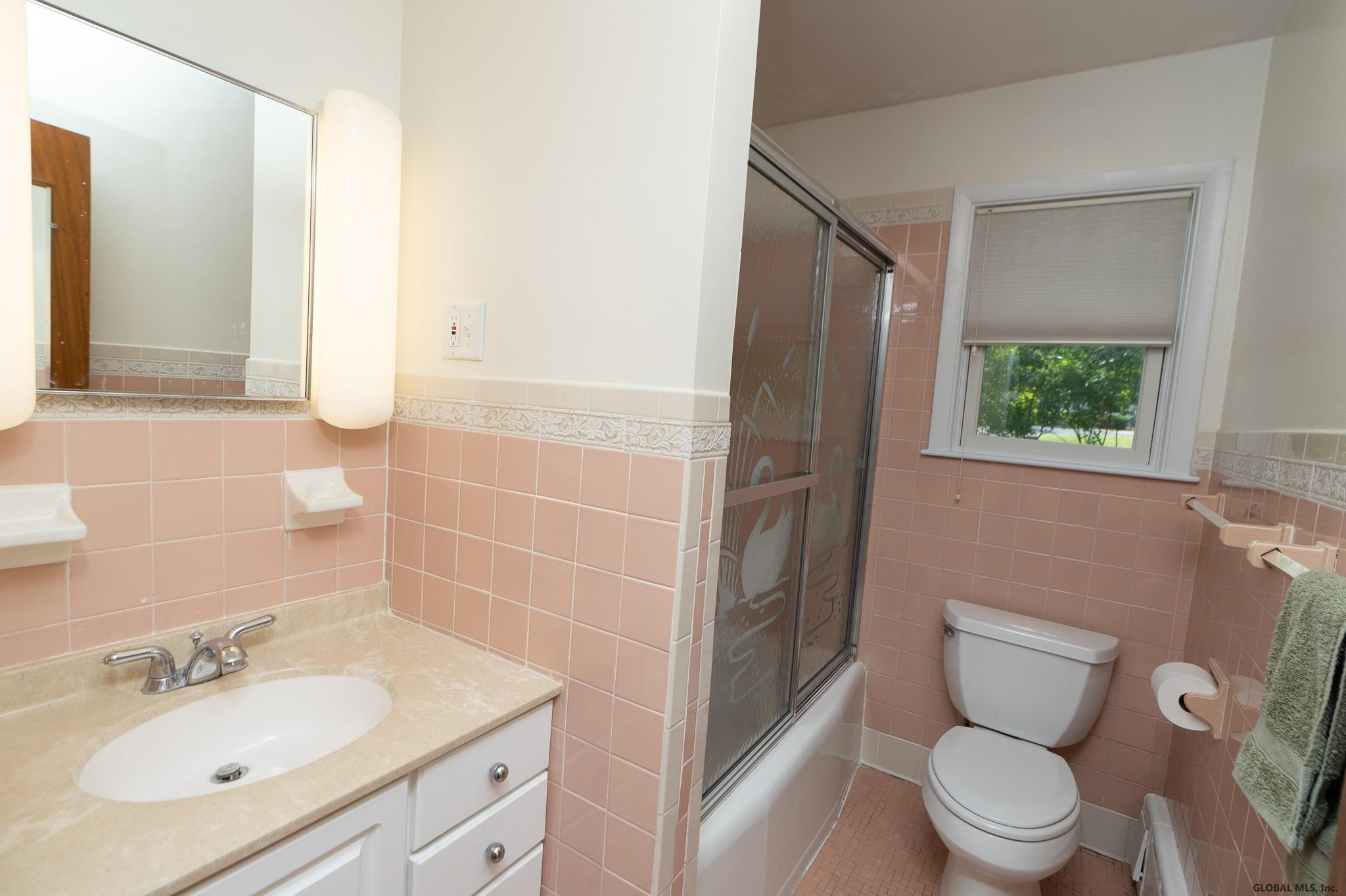 28 E Road Troy, NY 12180 - Photo 32 of 66 Photo 33