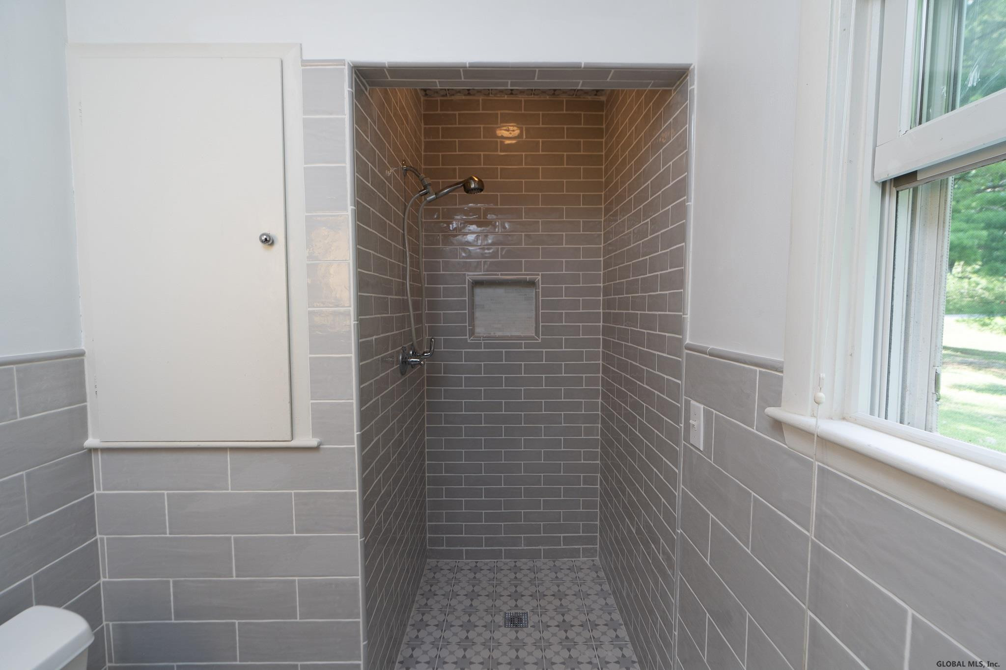 28 E Road Troy, NY 12180 - Photo 43 of 66 Photo 44