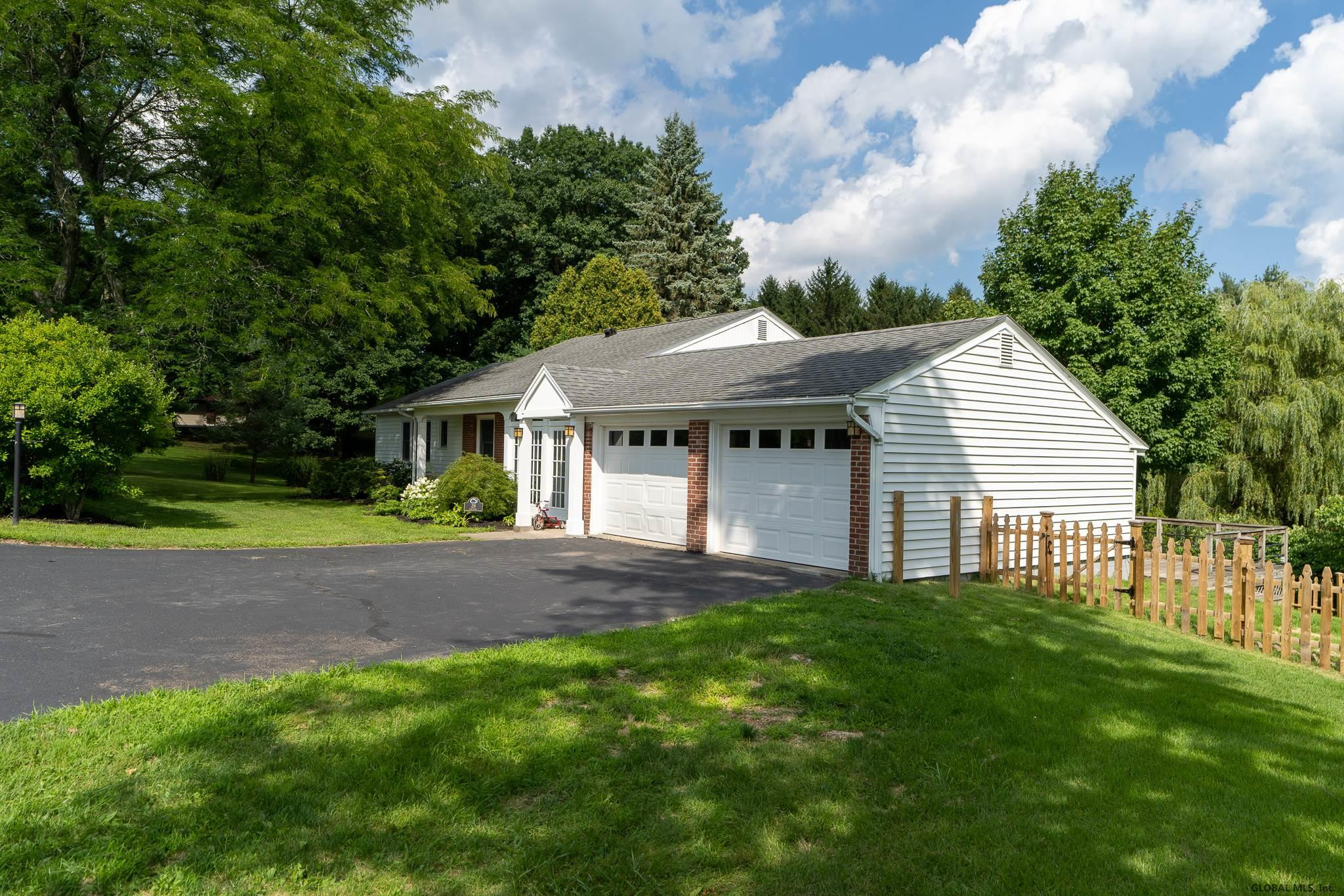 28 E Road Troy, NY 12180 - Photo 6 of 66 Photo 6