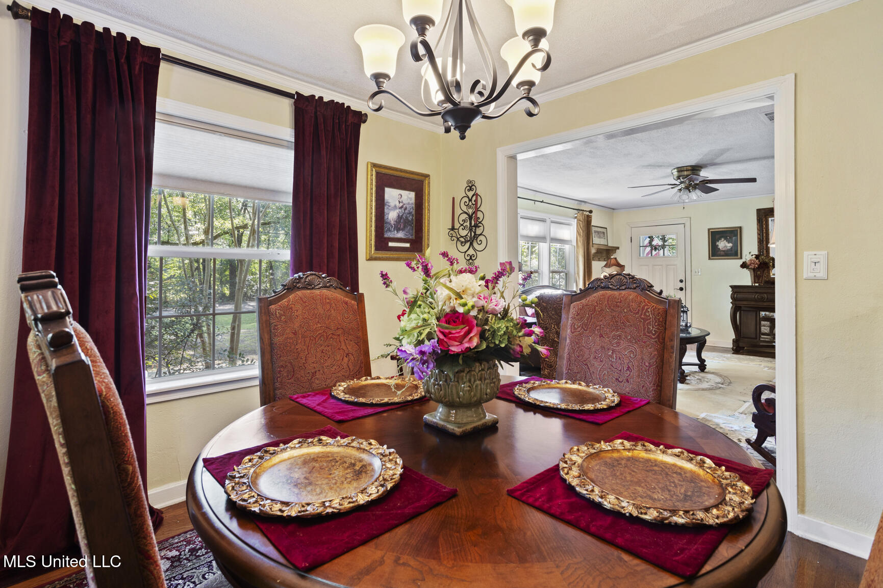 316 Colonial Circle Jackson, MS 39211 - Photo 14 of 28 316 Colonial Cir-7