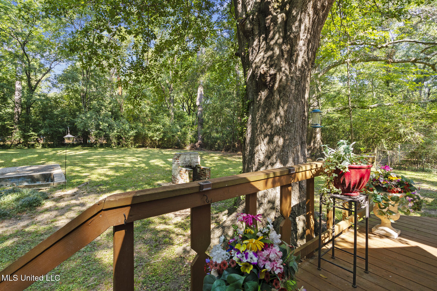 316 Colonial Circle Jackson, MS 39211 - Photo 23 of 28 316 Colonial Cir-22