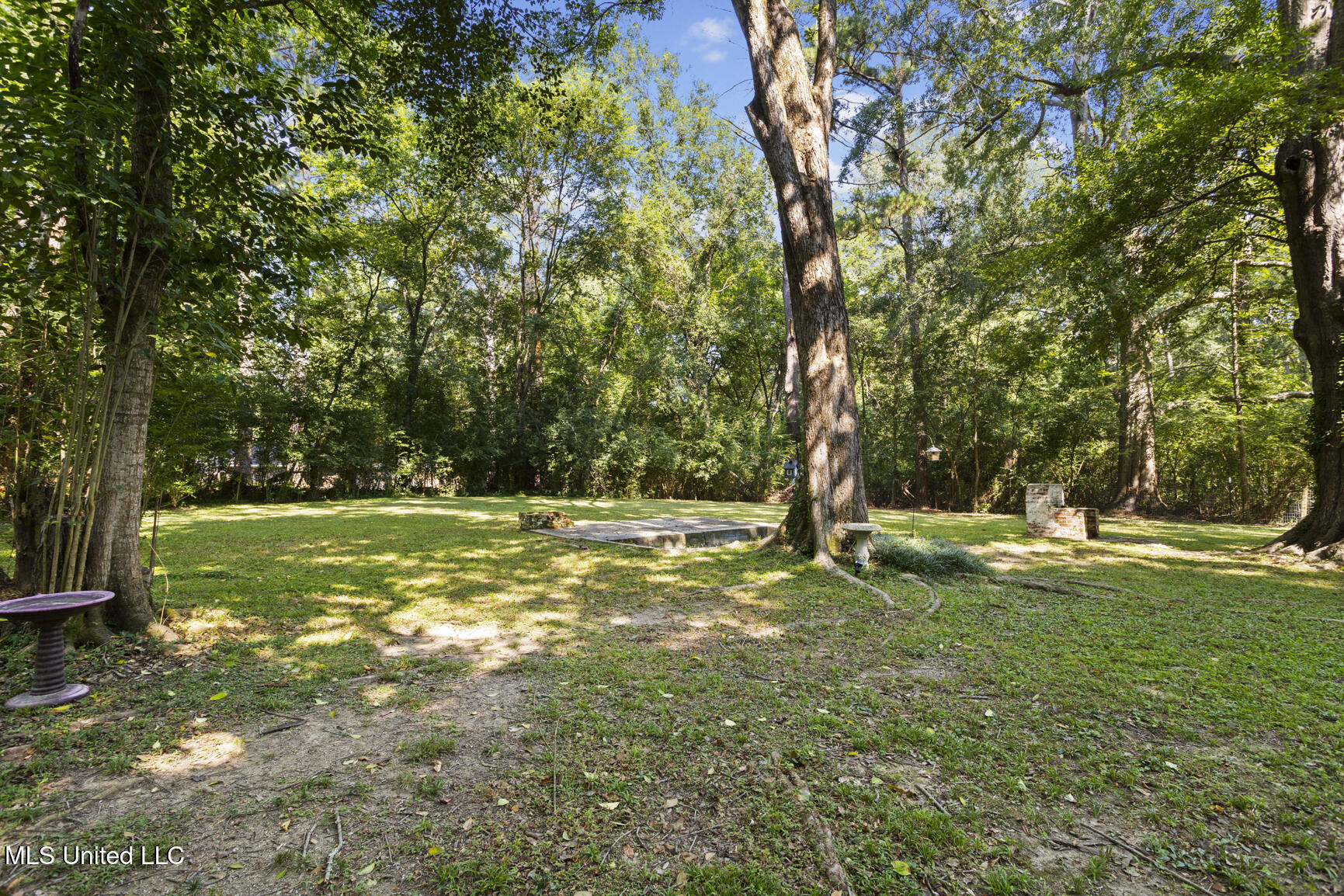 316 Colonial Circle Jackson, MS 39211 - Photo 25 of 28 316 Colonial Cir-23