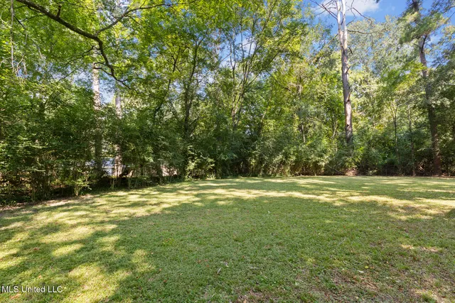 $165,000 | 316 Colonial Circle, Jackson, MS 39211