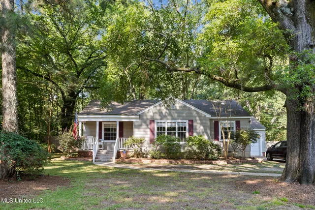 $165,000 | 316 Colonial Circle, Jackson, MS 39211
