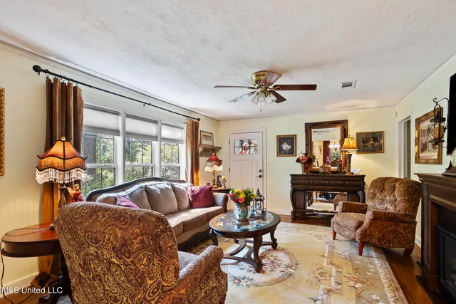 $165,000 | 316 Colonial Circle, Jackson, MS 39211