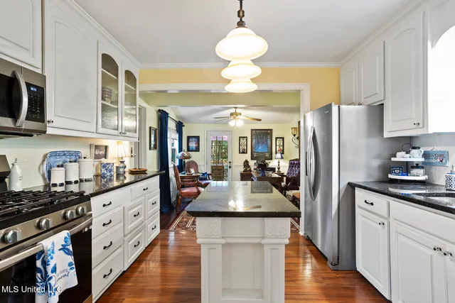 $165,000 | 316 Colonial Circle, Jackson, MS 39211