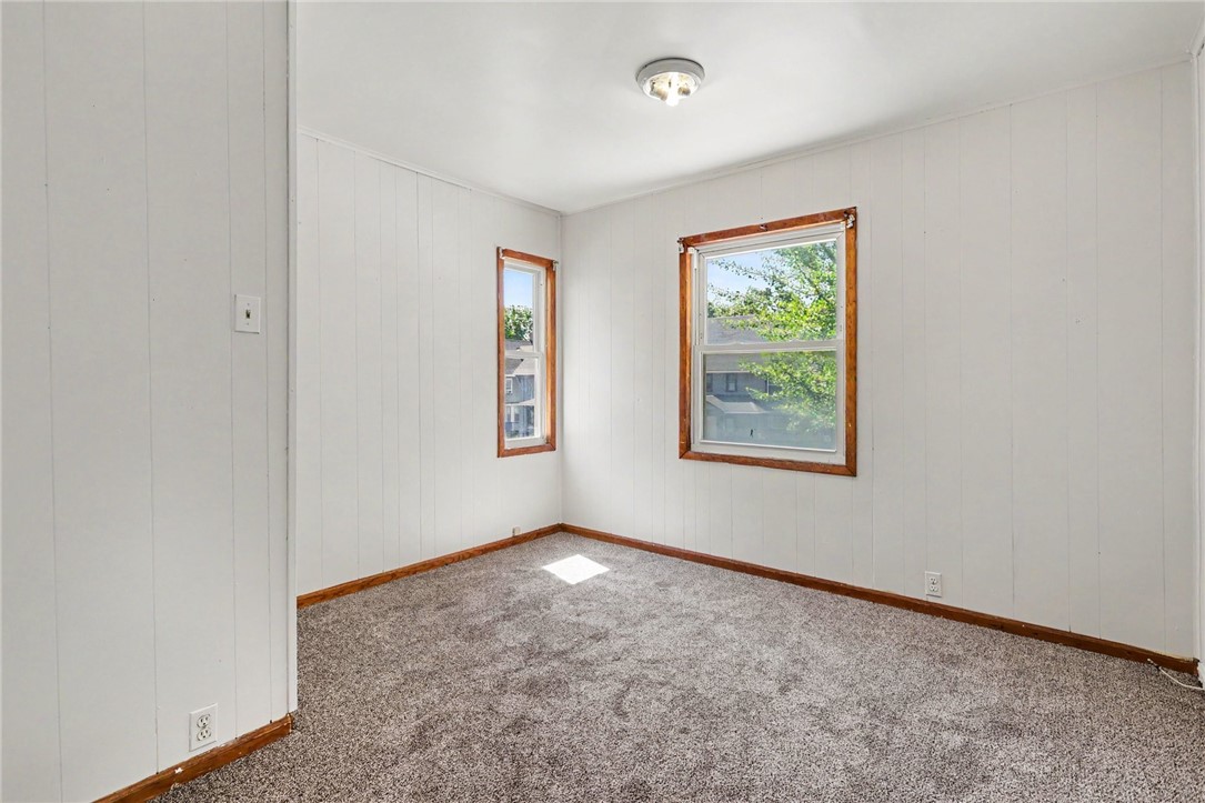 430 Ridgeway Avenue Rochester, NY 14615 - Photo 10 of 15 2nd floor 2 BD