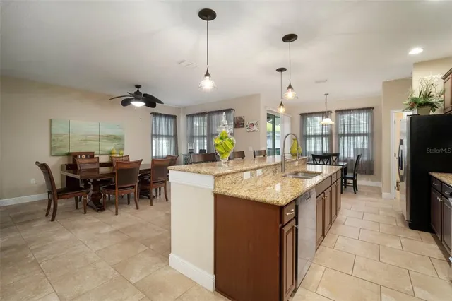 $637,500 | 513 Manns Harbor Drive, Apollo Beach, FL 33572