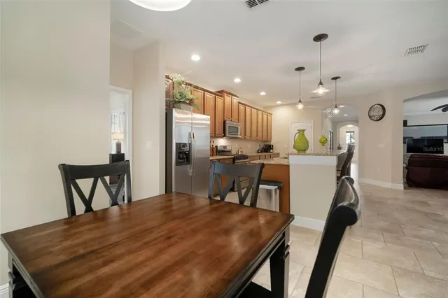 $637,500 | 513 Manns Harbor Drive, Apollo Beach, FL 33572