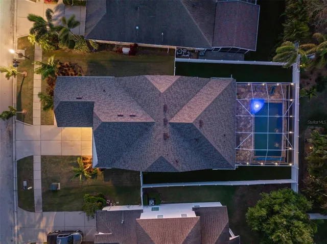 $637,500 | 513 Manns Harbor Drive, Apollo Beach, FL 33572