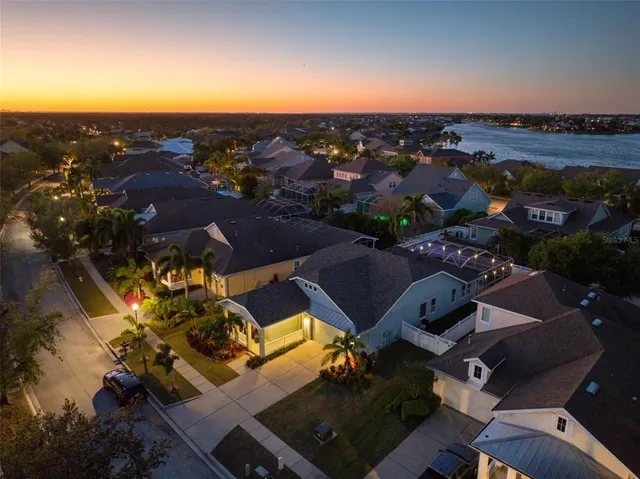 $637,500 | 513 Manns Harbor Drive, Apollo Beach, FL 33572