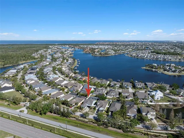 $637,500 | 513 Manns Harbor Drive, Apollo Beach, FL 33572
