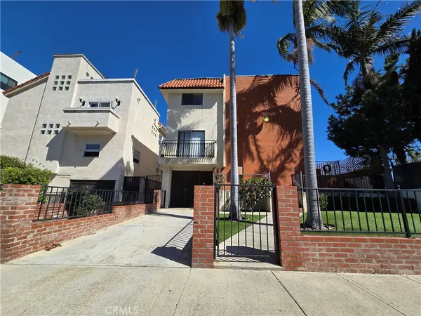 $4,500 | 2440 Penmar Avenue, Unit 2, Venice, CA 90291