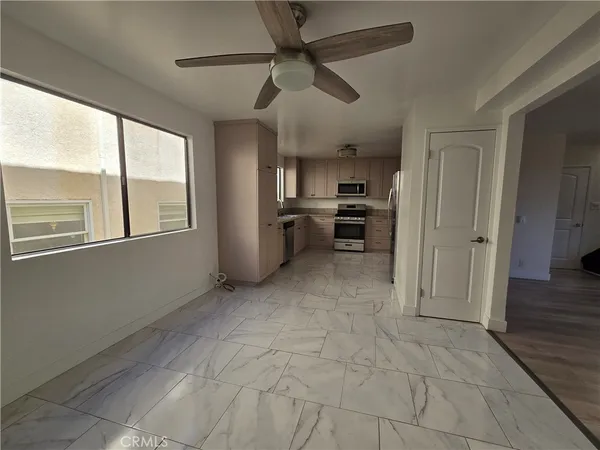 $4,500 | 2440 Penmar Avenue, Unit 2, Venice, CA 90291