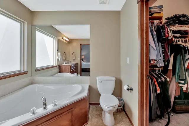 $330,000 | 704 West Slate Street, Andover, KS 67002