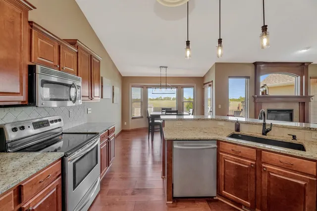 $330,000 | 704 West Slate Street, Andover, KS 67002