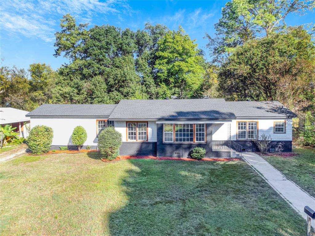 211 Leonard Drive Longview, TX 75602 - Photo 1 of 1