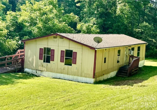 $119,900 | 8 White Oak Drive, Leicester, NC 28748