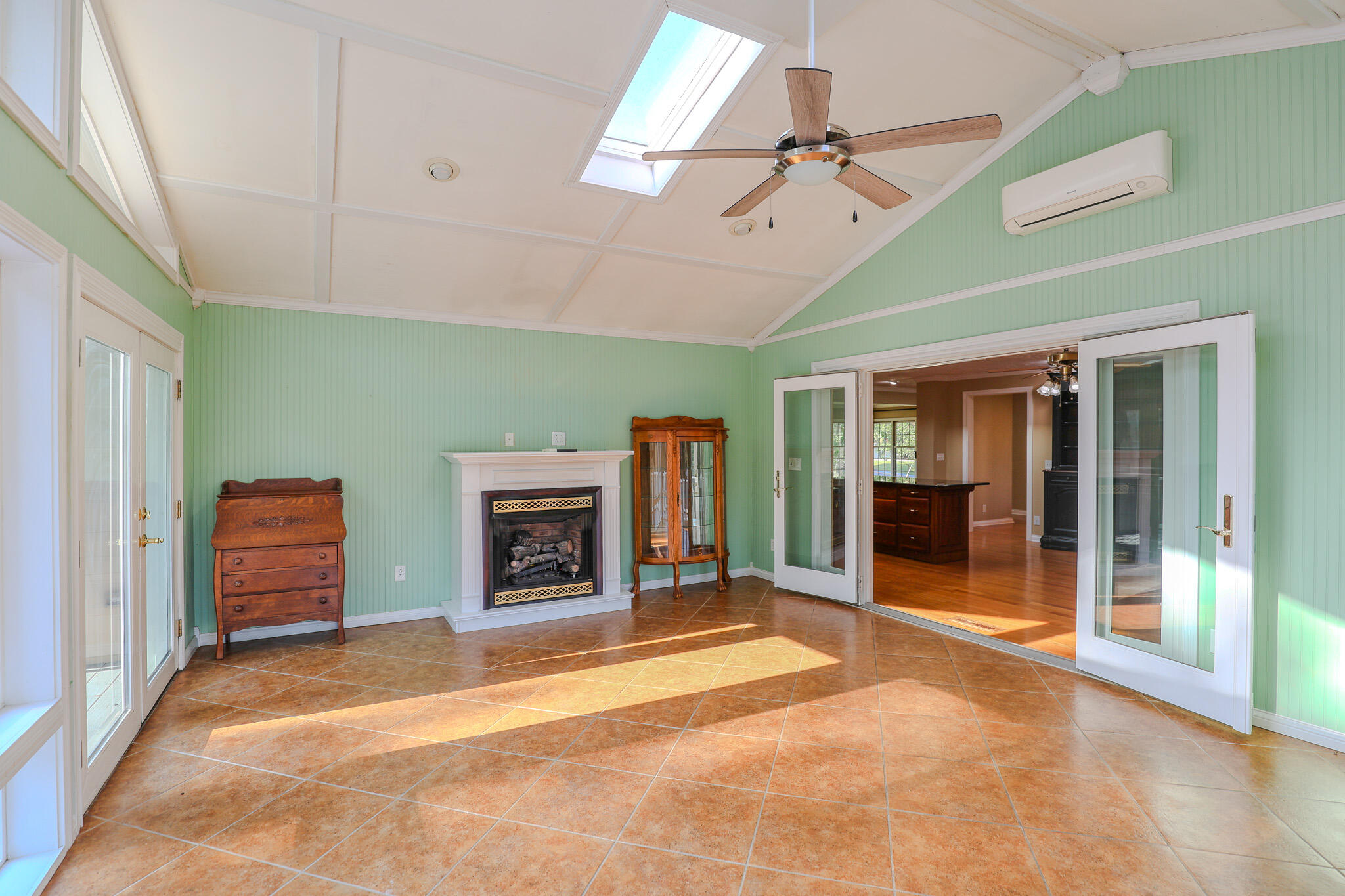 404 Highland Church Road Paducah, KY 42001 - Photo 16 of 36 Sun Room