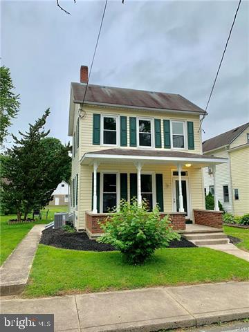 136 Spruce Road Riegelsville, PA 18077 - Photo 1 of 12
