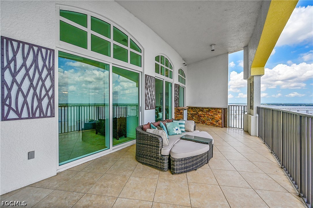 2797 First Street, Unit 2202 Fort Myers, FL 33916 - Photo 7 of 42