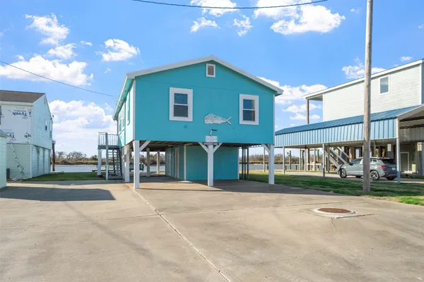$399,999 | 3700 Farm To Market Road 2031, Matagorda, TX 77457