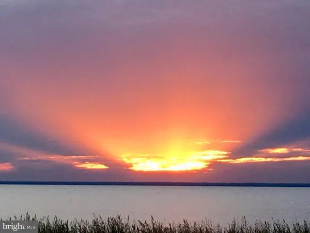 $870,000 | 1826 Hoopersville Road, Fishing Creek, MD 21634