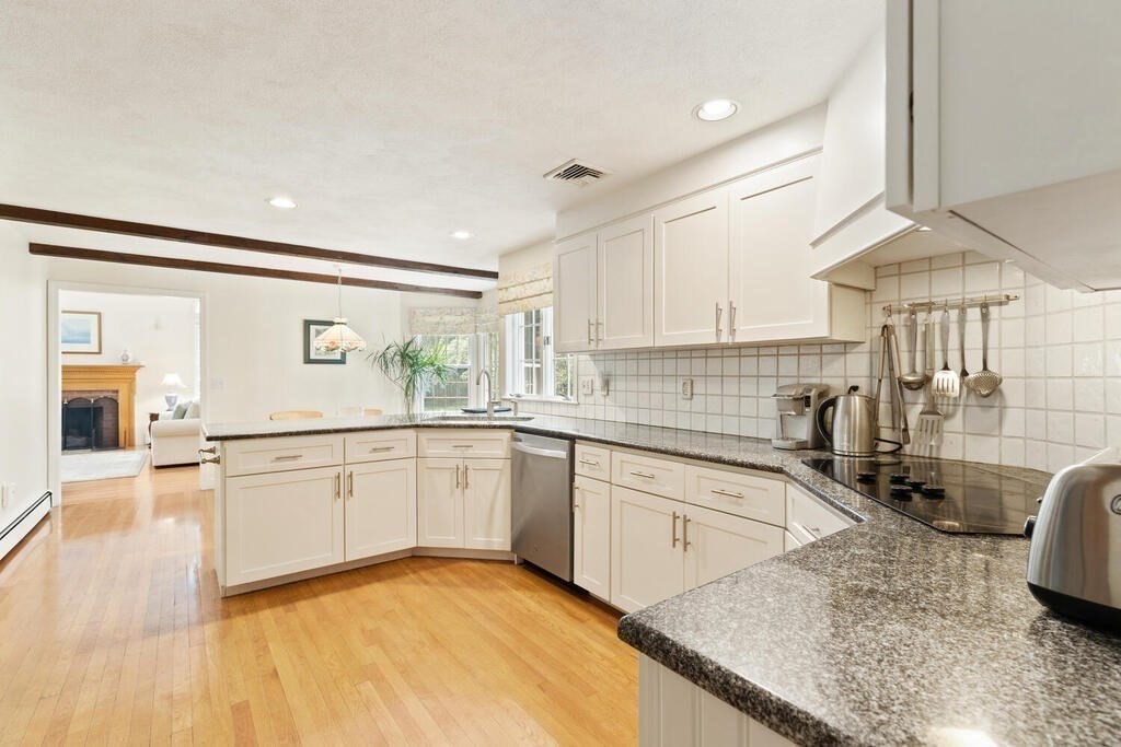 2 Landmark Road Westford, MA 01886 - Photo 13 of 31 Gallery Image 13