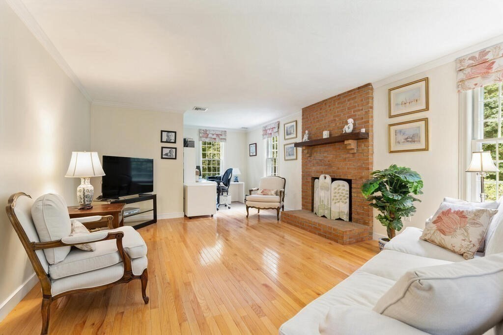 2 Landmark Road Westford, MA 01886 - Photo 8 of 31 Gallery Image 8