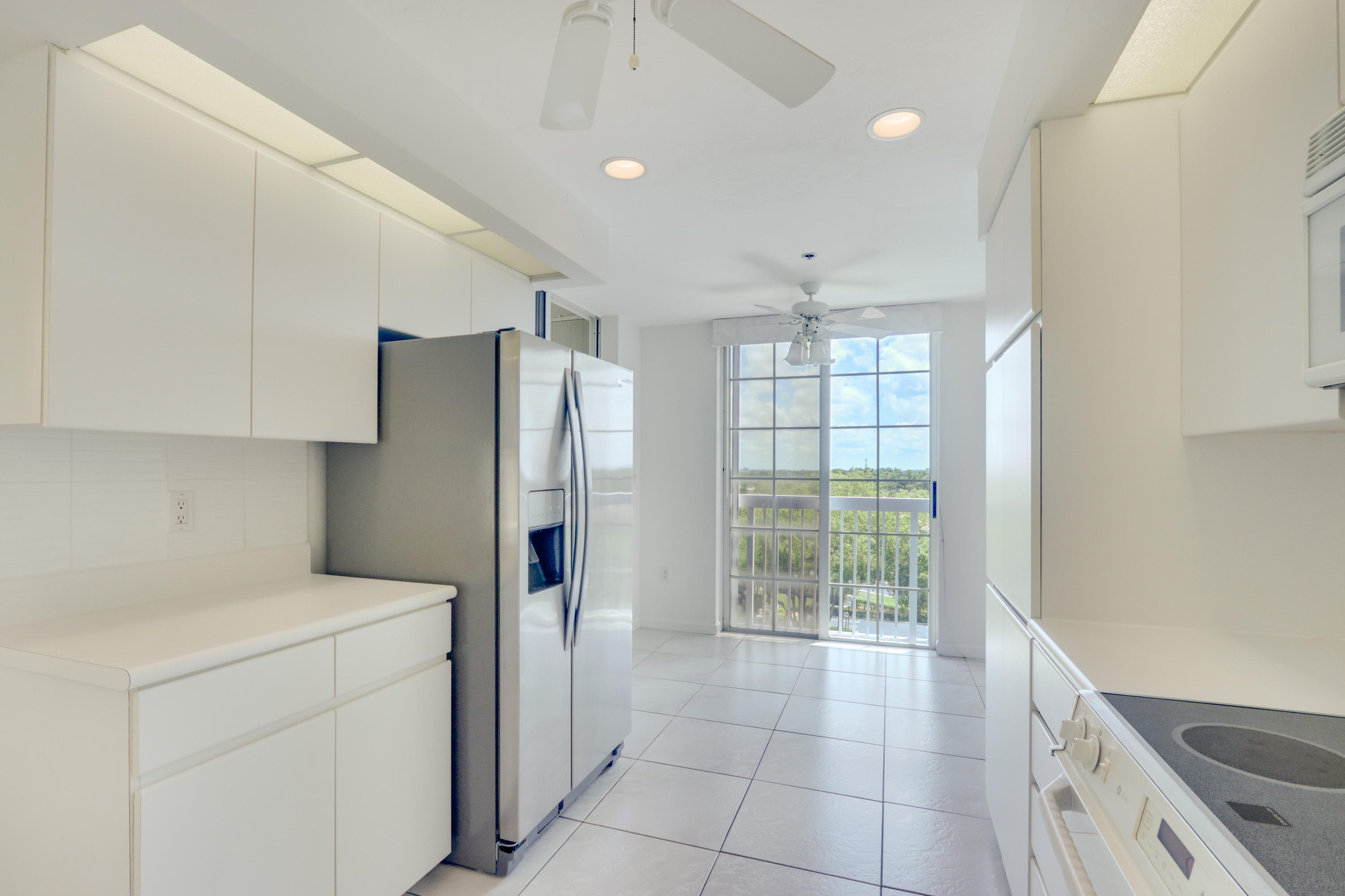 17031 Boca Club Boulevard, Unit 106A Boca Raton, FL 33487 - Photo 38 of 60 Kitchen 2