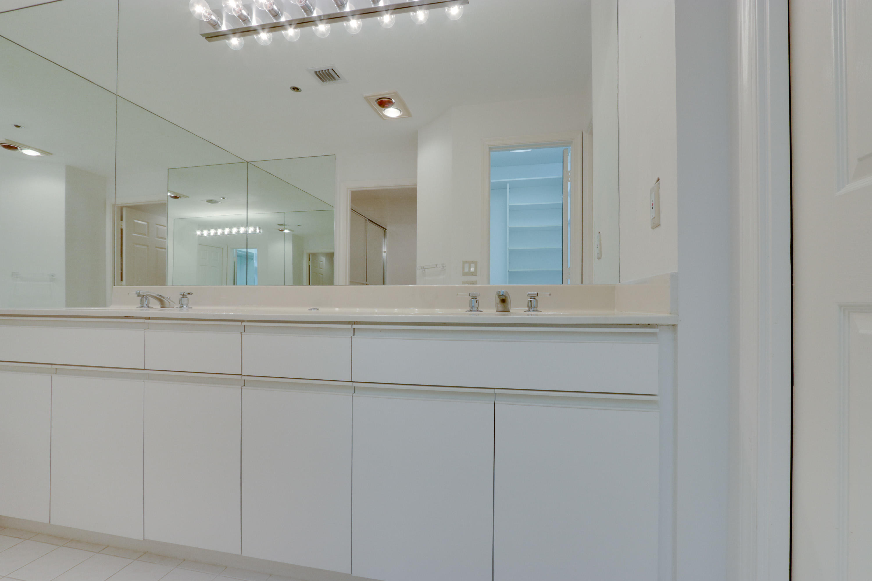 17031 Boca Club Boulevard, Unit 106A Boca Raton, FL 33487 - Photo 49 of 60 Master bath 3