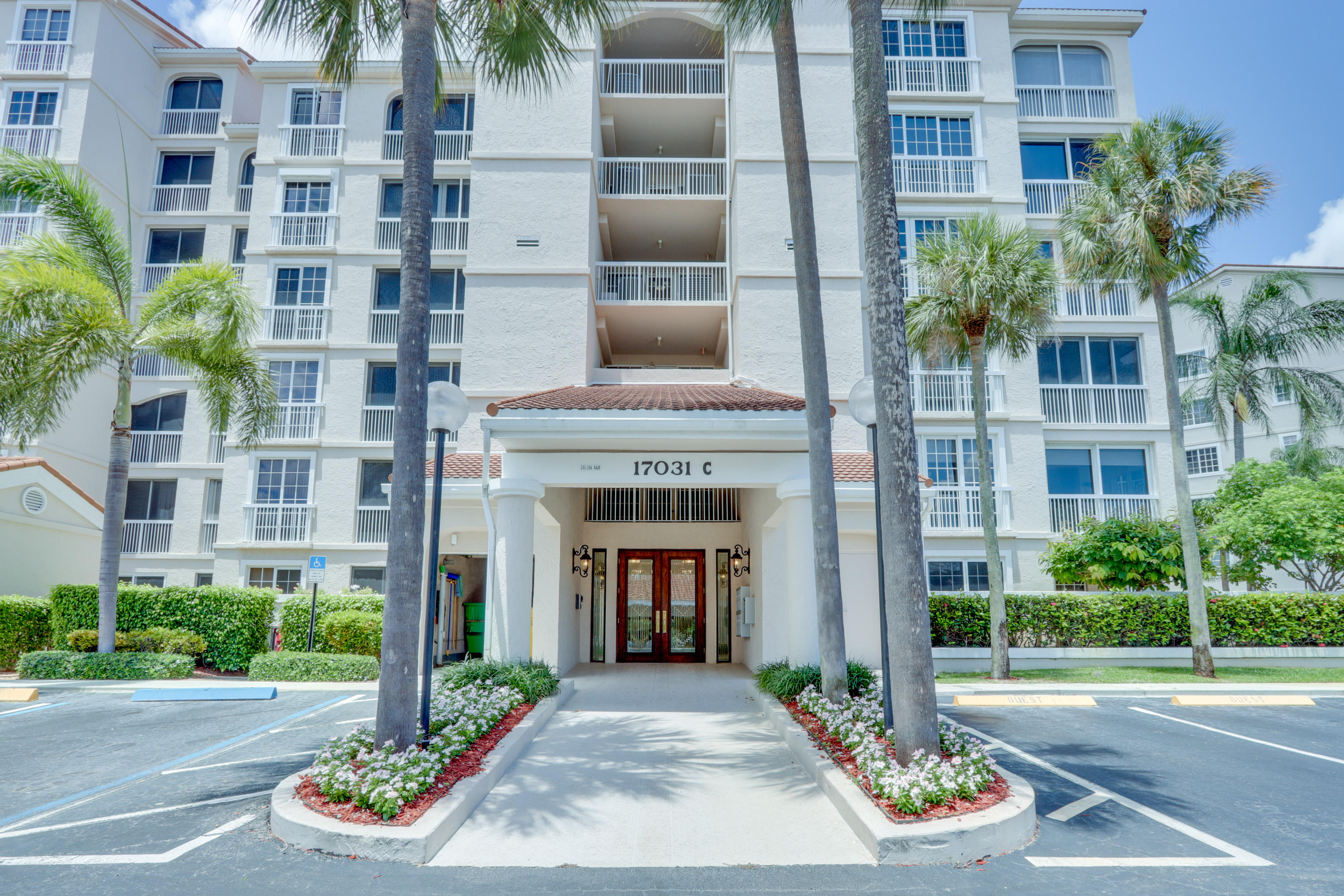 17031 Boca Club Boulevard, Unit 106A Boca Raton, FL 33487 - Photo 5 of 60 Building exterior 1
