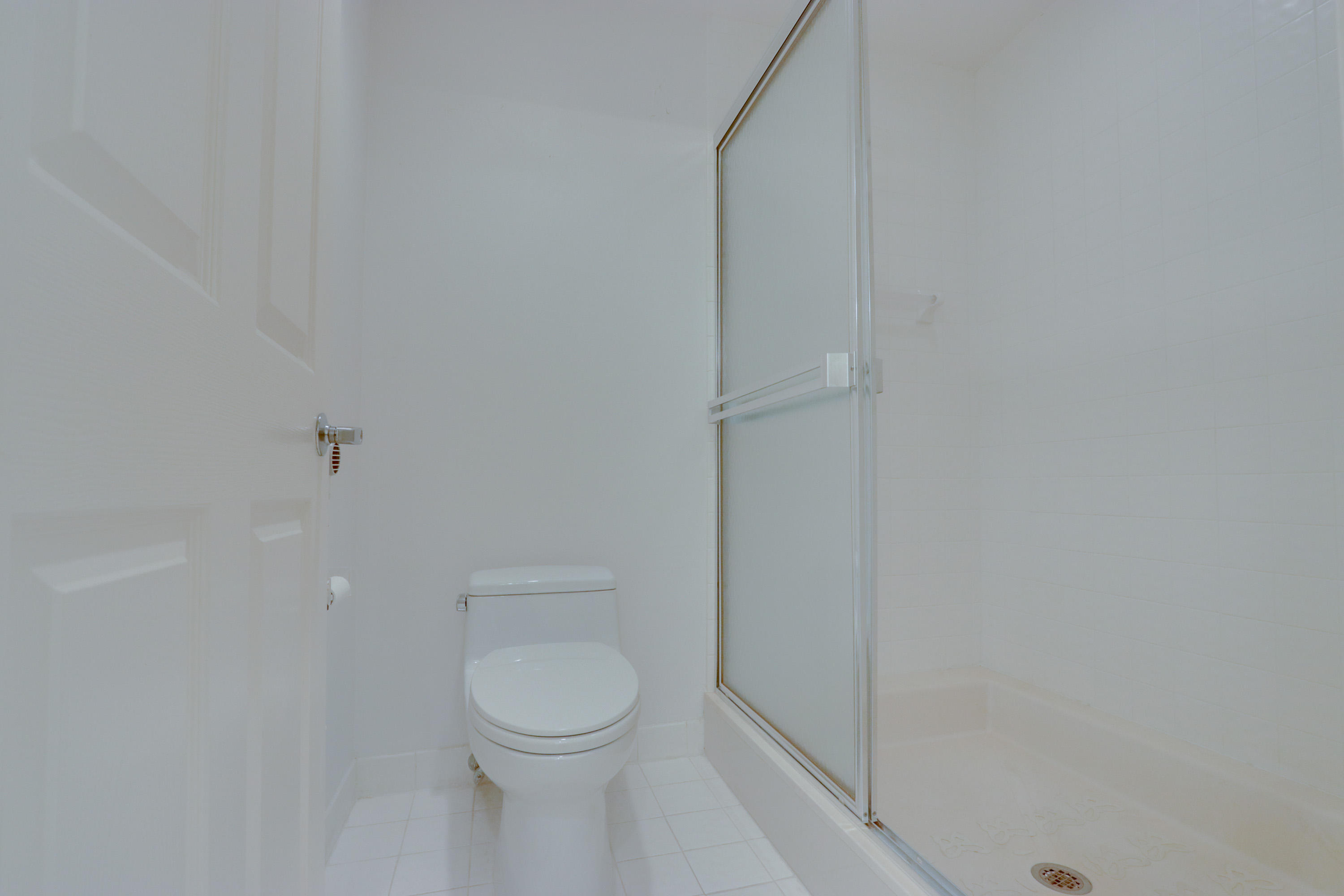 17031 Boca Club Boulevard, Unit 106A Boca Raton, FL 33487 - Photo 50 of 60 Master bath 4