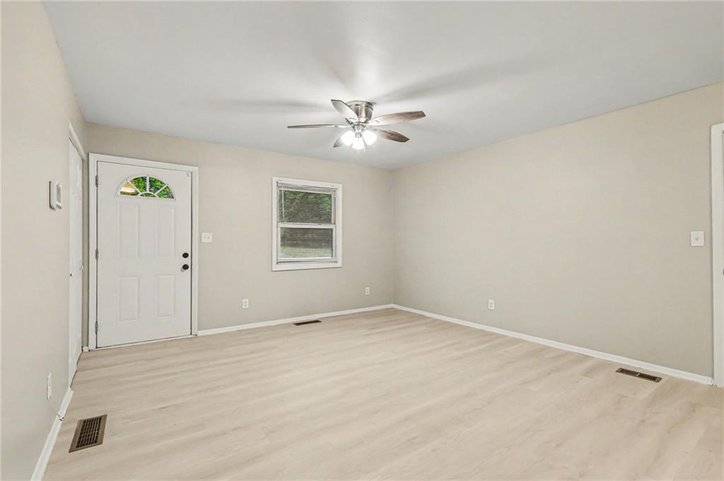 1722 Carpenter Court Conley, GA 30288 - Photo 4 of 30