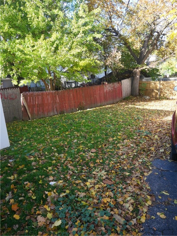 986 Bay Street Rochester, NY 14609 - Photo 13 of 16